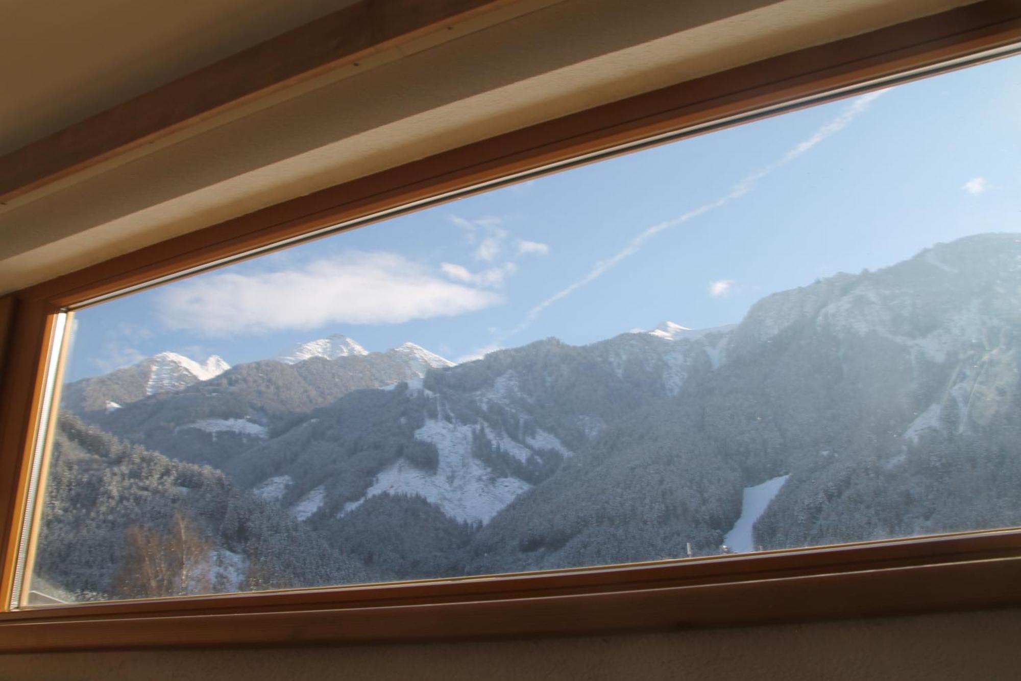 Haus Viktoria Apartment Mayrhofen Exterior photo